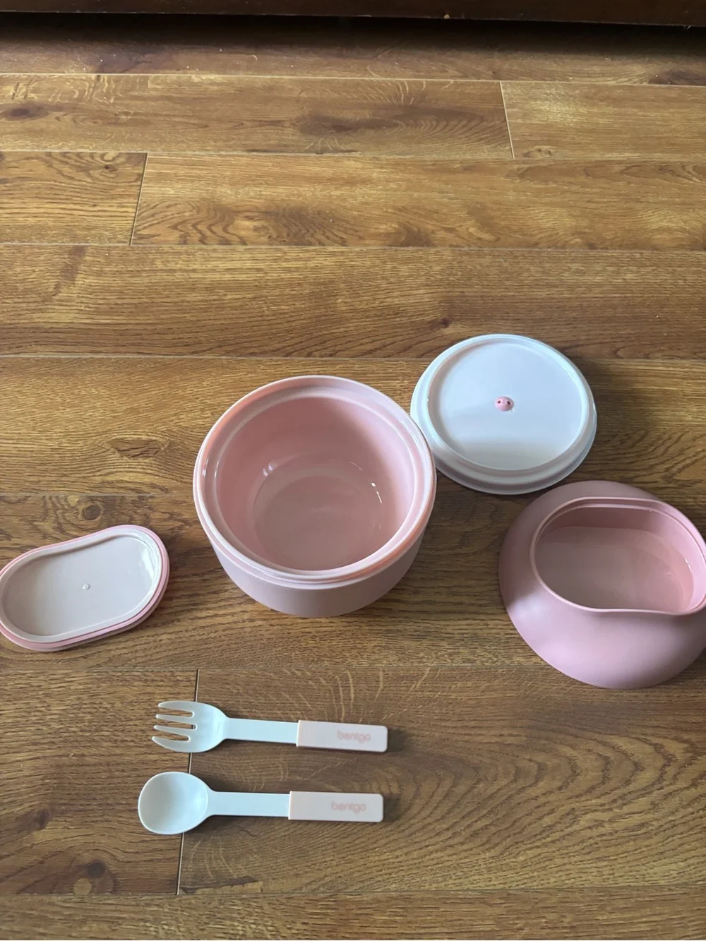 Bentgo pink lunch kit